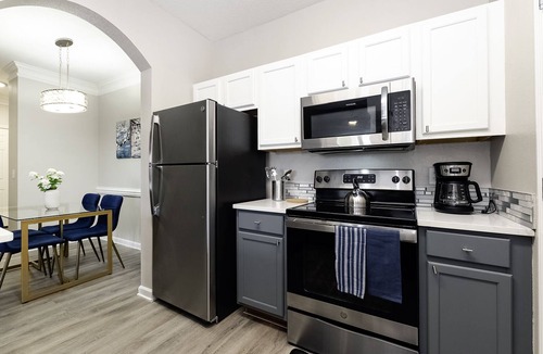 Orlando Apartment | Luxury Apt Disney-Universal-Seaworld-Conventions