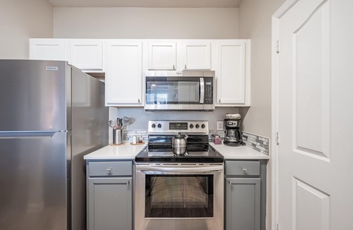 Orlando Apartment | Luxury Apt Disney-Universal-Seaworld-Conventions