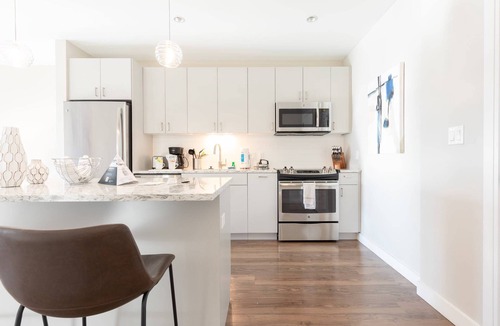 Seaport District Apartment | Luxury Apt Downtown Seaport