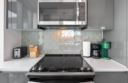 South End House | Luxury apt in South end