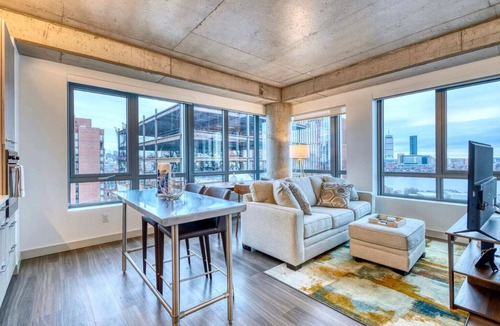 MIT Apartment | Luxury Apt Kendall Sq with Amenities
