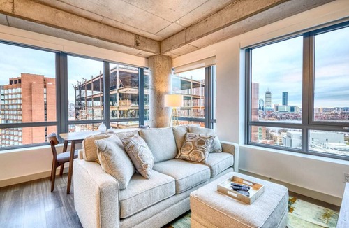 MIT Apartment | Luxury Apt Kendall Sq with Amenities