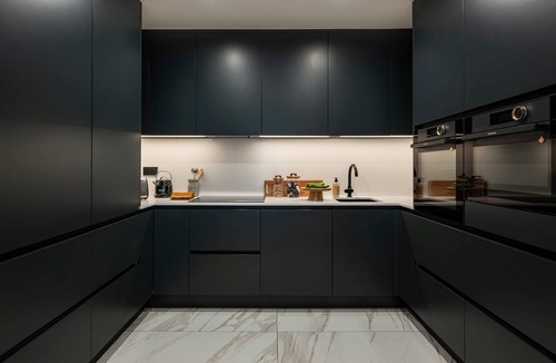 10th Arrondissement Apartment | Luxury Apt – Le Marais – AC – 5-stars Comfort