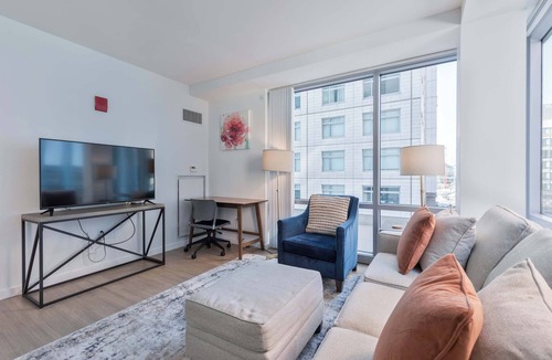 East Cambridge Apartment | Luxury Apt Near Kendall Square