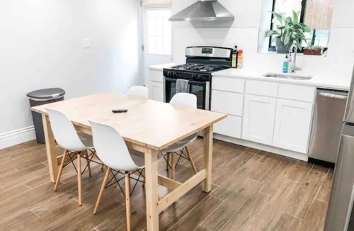 Ocean Hill Apartment | Luxury APT w/Backyard + Close Transportation