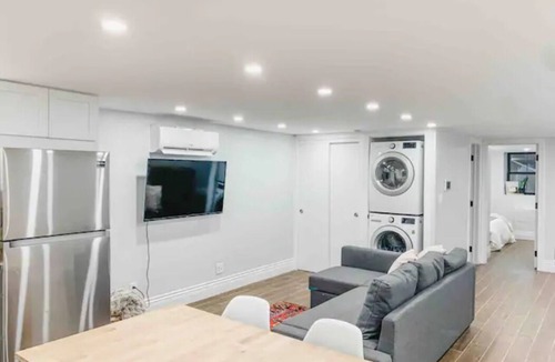 Ocean Hill Apartment | Luxury APT w/Backyard + Close Transportation