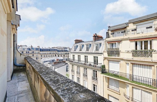 Porte-Dauphine Apartment | Luxury Apt with AC - 4BD/8P - Etoile/Victor Hugo