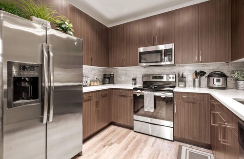 New Brunswick Apartment | Luxury Apt with Pool and Free Parking