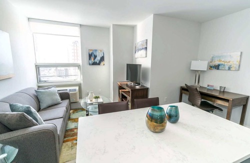 New Rochelle Apartment | Luxury Apt with Rooftop