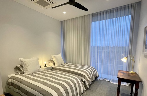 Duncan House | Luxury architecturally designed holiday home with spectacular views