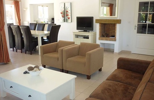 Vallon-Pont-d'Arc Villa | Luxury Ardeche Villa | Villa Alize | 5 Bedrooms | Private Pool