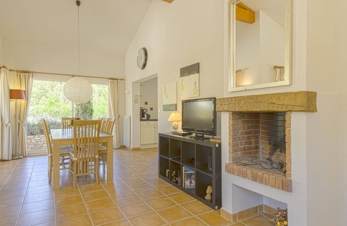 Vallon-Pont-d'Arc Villa | Luxury Ardeche Villa | Villa Fleur | 5 Bedrooms | Private Pool