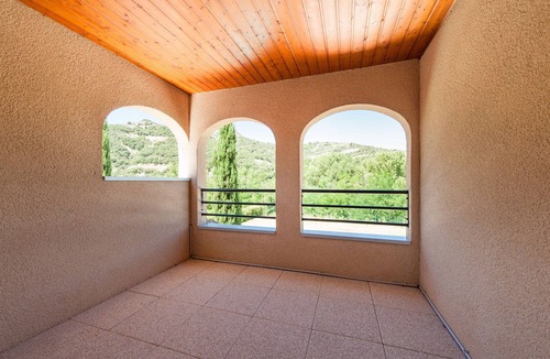 Vallon-Pont-d'Arc Villa | Luxury Ardeche Villa | Villa Fleur | 5 Bedrooms | Private Pool