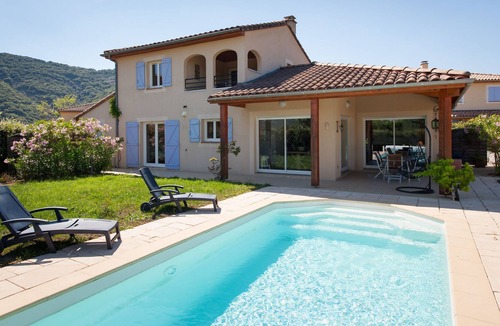 Vallon-Pont-d'Arc Villa | Luxury Ardeche Villa | Villa Alize | 5 Bedrooms | Private Pool | Perfect for Families