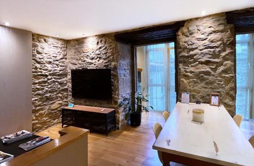 Vitoria-Gasteiz Old Town Apartment | Luxury Arquillos Vitoria