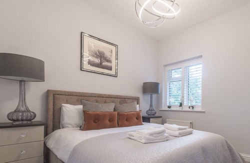 Ascot Apartment | Luxury Ascot Apartment Close To Racecourse No 5