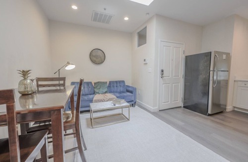 Downtown Boston Apartment | Luxury at a Discount! 2br/2ba | 200mbps Internet