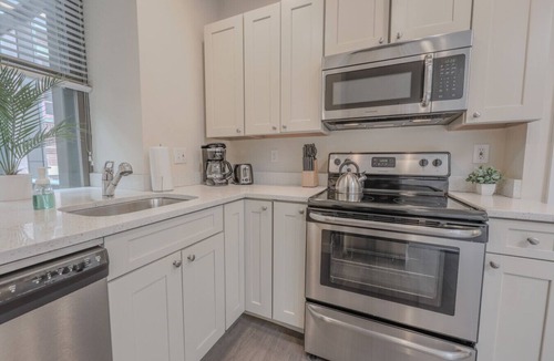 Downtown Boston Apartment | Luxury at a Discount! 2br/2ba | 200mbps Internet