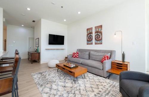 Downtown Little Rock Apartment | Luxury at River Market