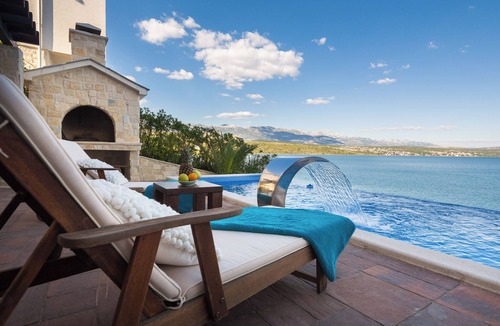 Posedarje Villa | Luxury at Villa Cama - Your dream vacation Rental!