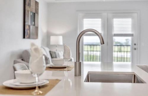 Jarrell Apartment | Luxury Austin Stay Near St Davids Pool and Gym