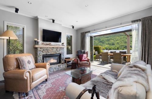 Arrowtown House | Luxury Away - Arrowbrae