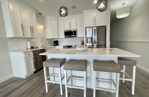 Destin Condo | Luxury Beach Front- Top Floor Balcony Panoramic Gulf Views