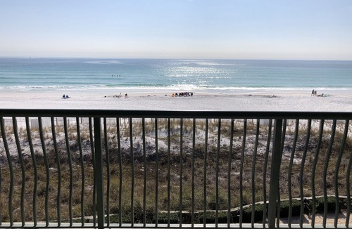 Destin Condo | Luxury Beach Front- Top Floor Balcony Panoramic Gulf Views