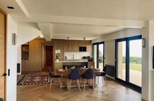 Benerville-sur-Mer Apartment | Luxury Beach house Amazing Sea View & Piscine