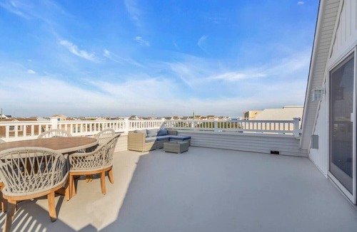 Seaside Heights House | Luxury Beach House in Seaside! Now Available!