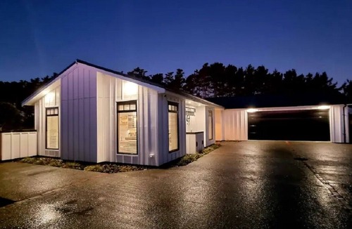 Foxton Beach House | Luxury Beach House