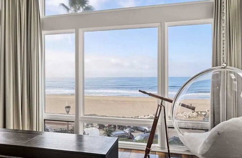 El Porto House | Luxury Beachfront Strand Home I Private Theater
