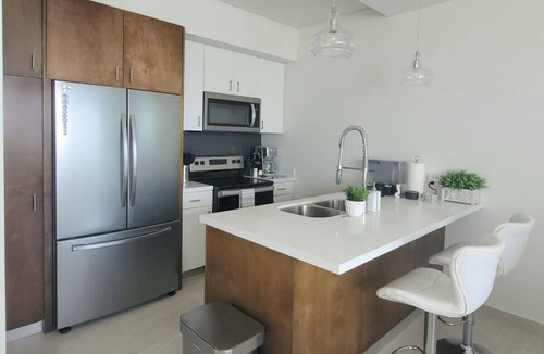 Primo Tapia Condo | Luxury Beachfront Condo + Pool & Jacuzzi