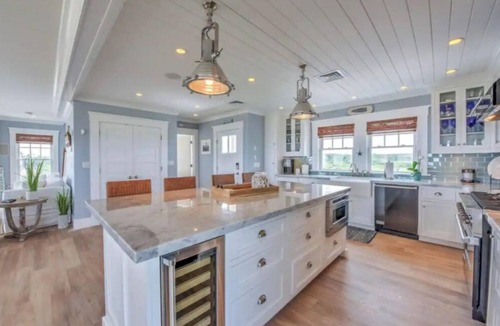 Sagamore Beach House | Luxury Beachfront Cottage