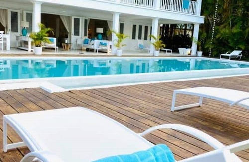 Pupukea House | Luxury Beachfront Estate