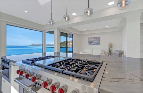 Three Tree Point House | Luxury Beachfront Estate