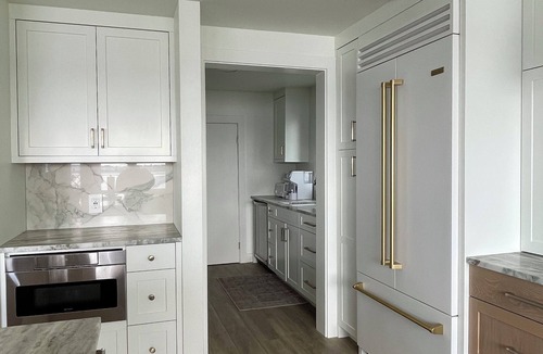 Priest Point House | Luxury Beachfront Haven – 4BR Retreat with Designer Kitchen & Panoramic Views