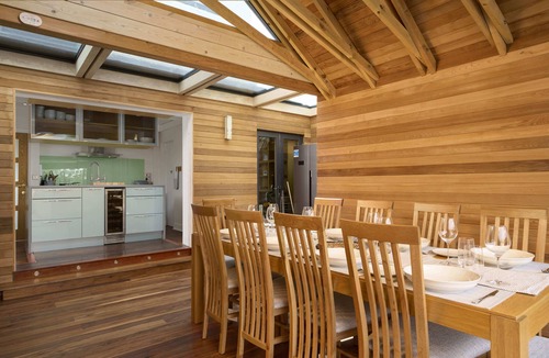 Torcross House | Luxury Beachfront House, Sleeps 12, Free Parking