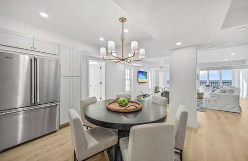 Moorings Condo | Luxury Beachfront Living | Gulf Shore Boulevard