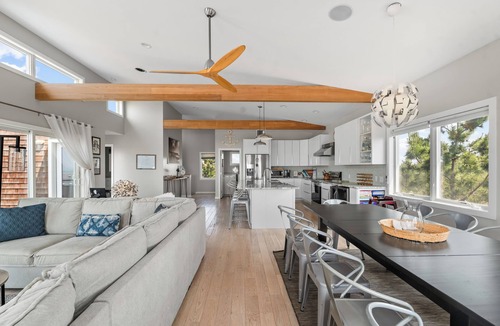 Ocean Bay Park House | Luxury Beachfront Home with Pool