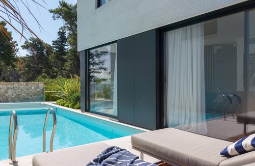 Sutivan Villa | Luxury Beachfront Villa Sutivan 2 with heated private pool at the beach in Sutivan - Brac