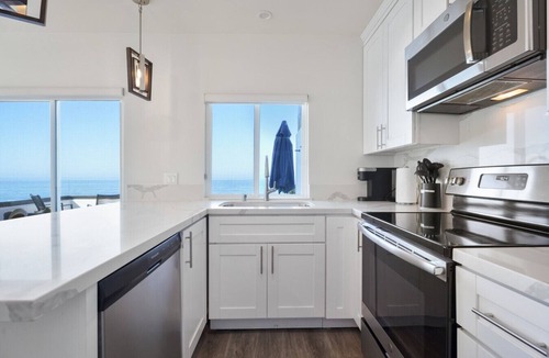 Carlsbad Village Villa | Luxury Beachfront Villa - Penthouse A