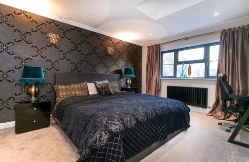 Leicester House | Luxury bedroom