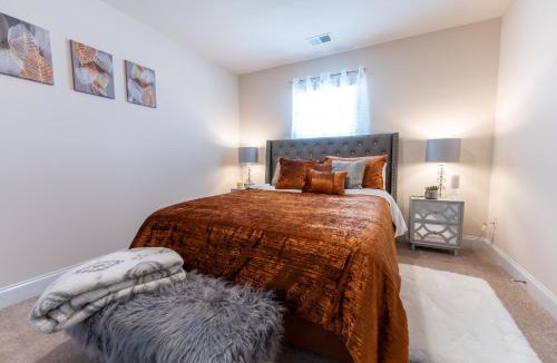 Hampton House | Luxury Bedroom with Private Bath