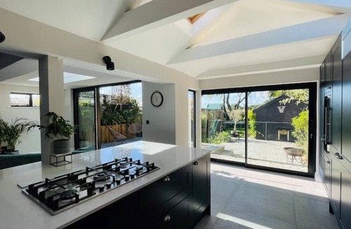 Mudeford House | Luxury Bolthole for Coastal or Forest Exploring