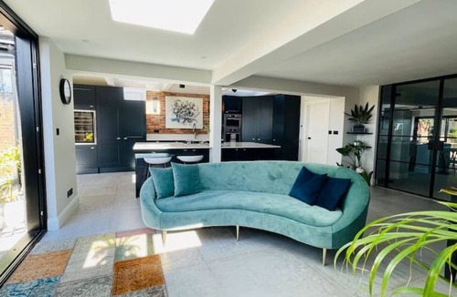 Mudeford House | Luxury Bolthole for Coastal or Forest Exploring