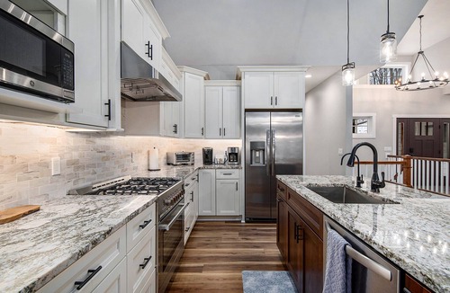 Boyne Falls House | Luxury Boyne Mountain Ski-In/Out with Hot Tub
