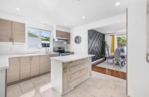 Chateauguay House | Luxury bungalow