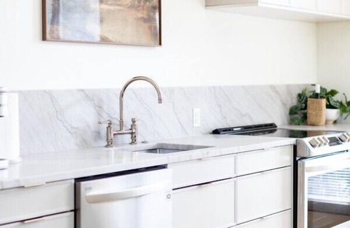 Hillsboro Village Condo | Luxury by Music Row, Belmont & Vanderbilt + FREE Parking