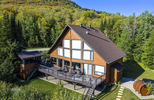 Mont-Tremblant Ski Chalet | Luxury Lakefront Chalet and Spa